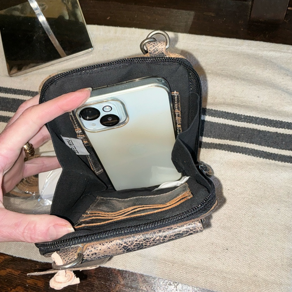 NWT Bed Stu Leather Alelike Crossbody Wristlet Phone Wallet Black Lux MSRP $185 - Picture 13 of 16